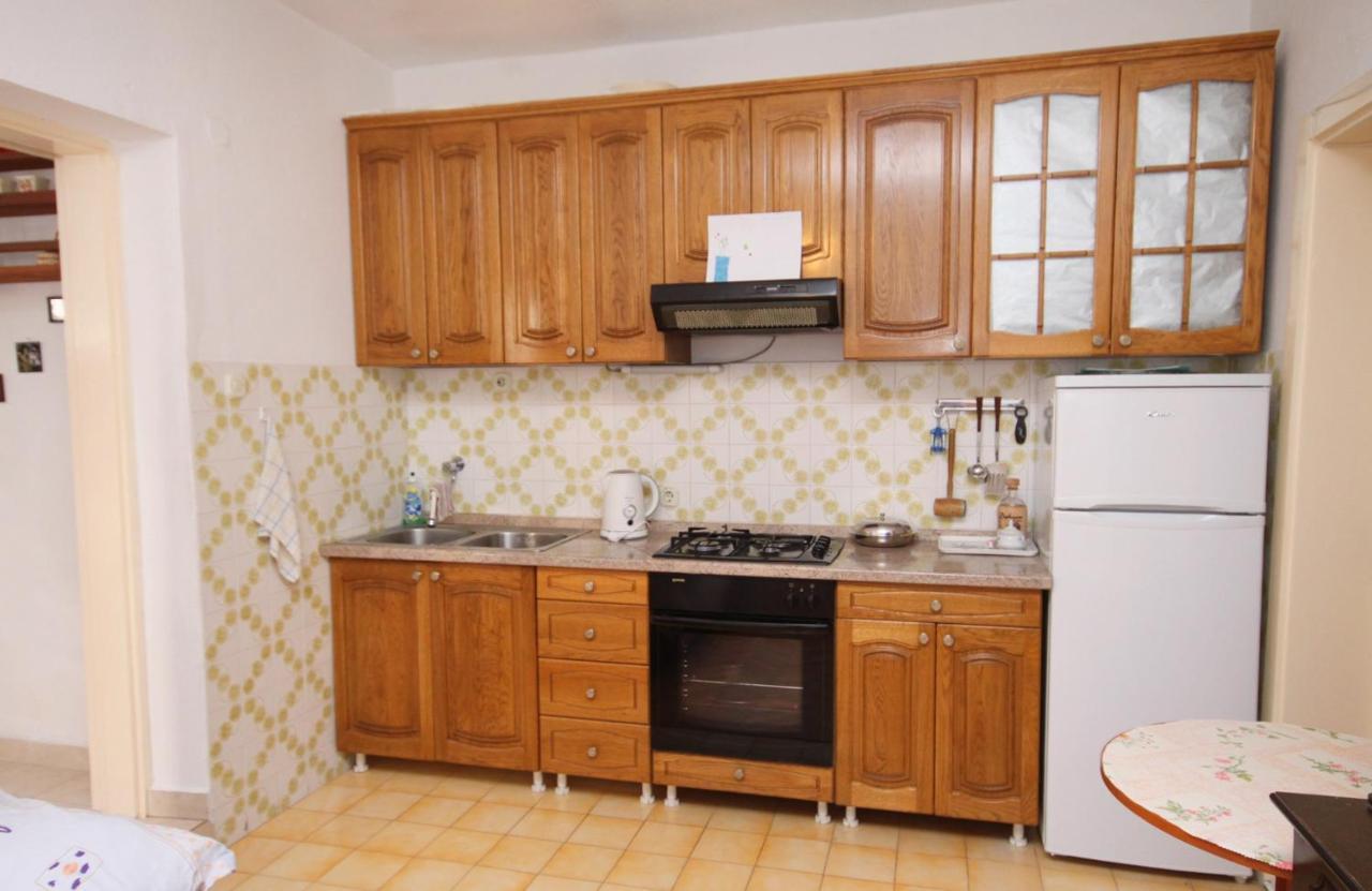 Apartments By The Sea Drasnice, Makarska - 5265 ภายนอก รูปภาพ